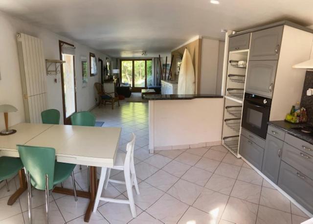 Joli rez-de-villa 80 m2 proche mer, piscine partagée Carqueiranne Exterior foto